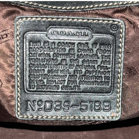 Coach VTG Hampton Tote - Picture 16 of 16